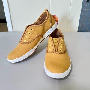 Comfortiva Align Lithia Womens Slip-On Canvas Sneakers - Saffron Size 8.5 NWT